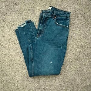 A&F High Rise Skinny Jean (Curve Love)
